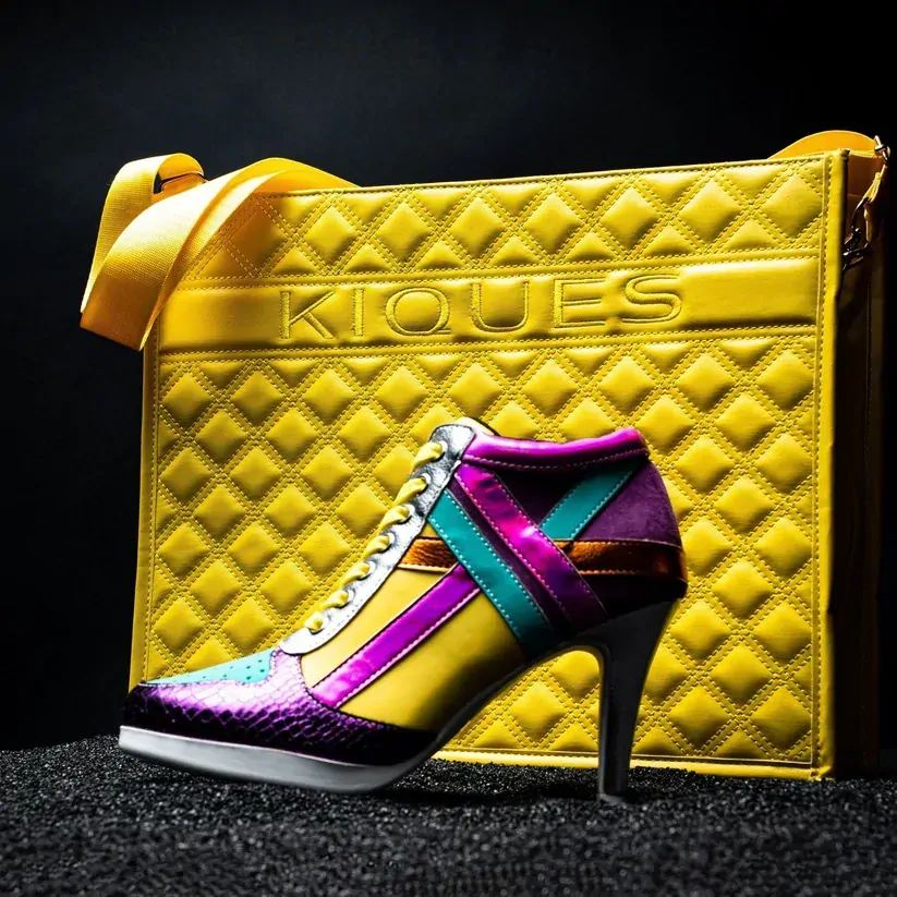 Astriques Yellow with matching Shoe Tote;