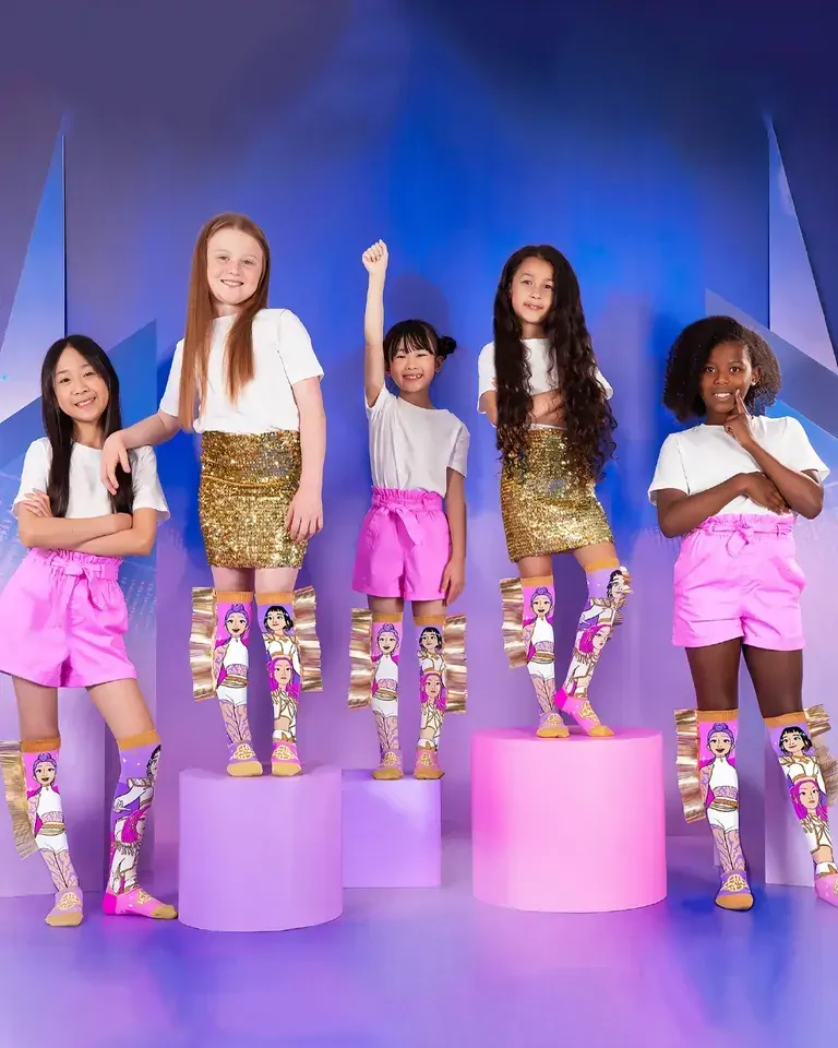 Mad Mia K-Pop Golden Socks