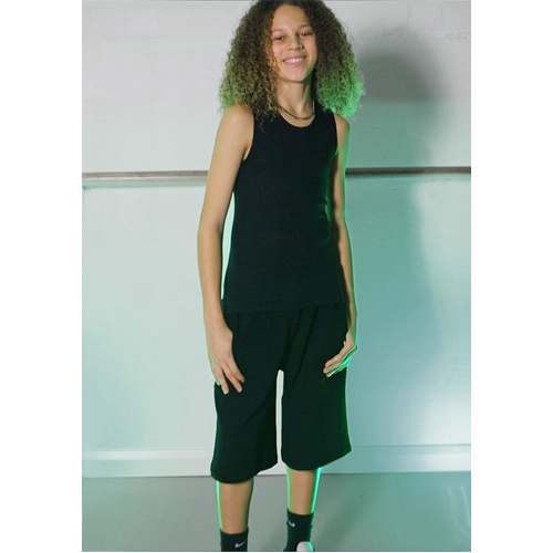 Studio 7 Kael Track Short Child Large; Black 