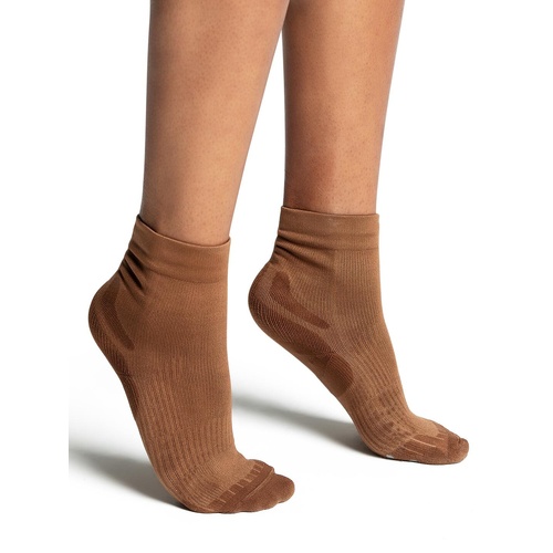 Capezio Lifeknit Sox Size Small; Skintone 60